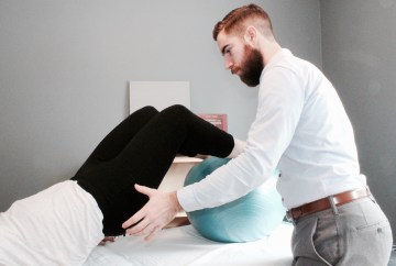 Exercice sur ballon en physiothérapie